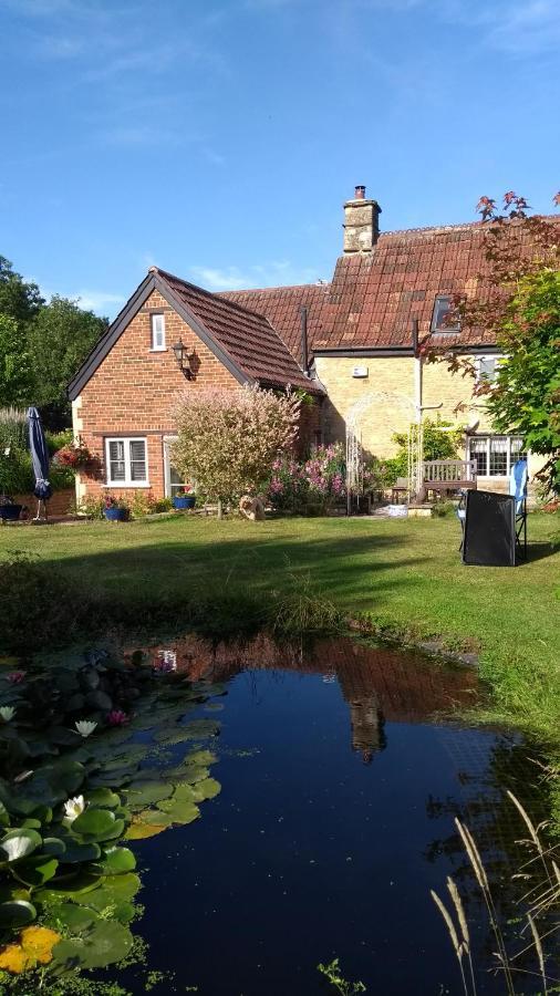 Deluxe Double Room with Shower